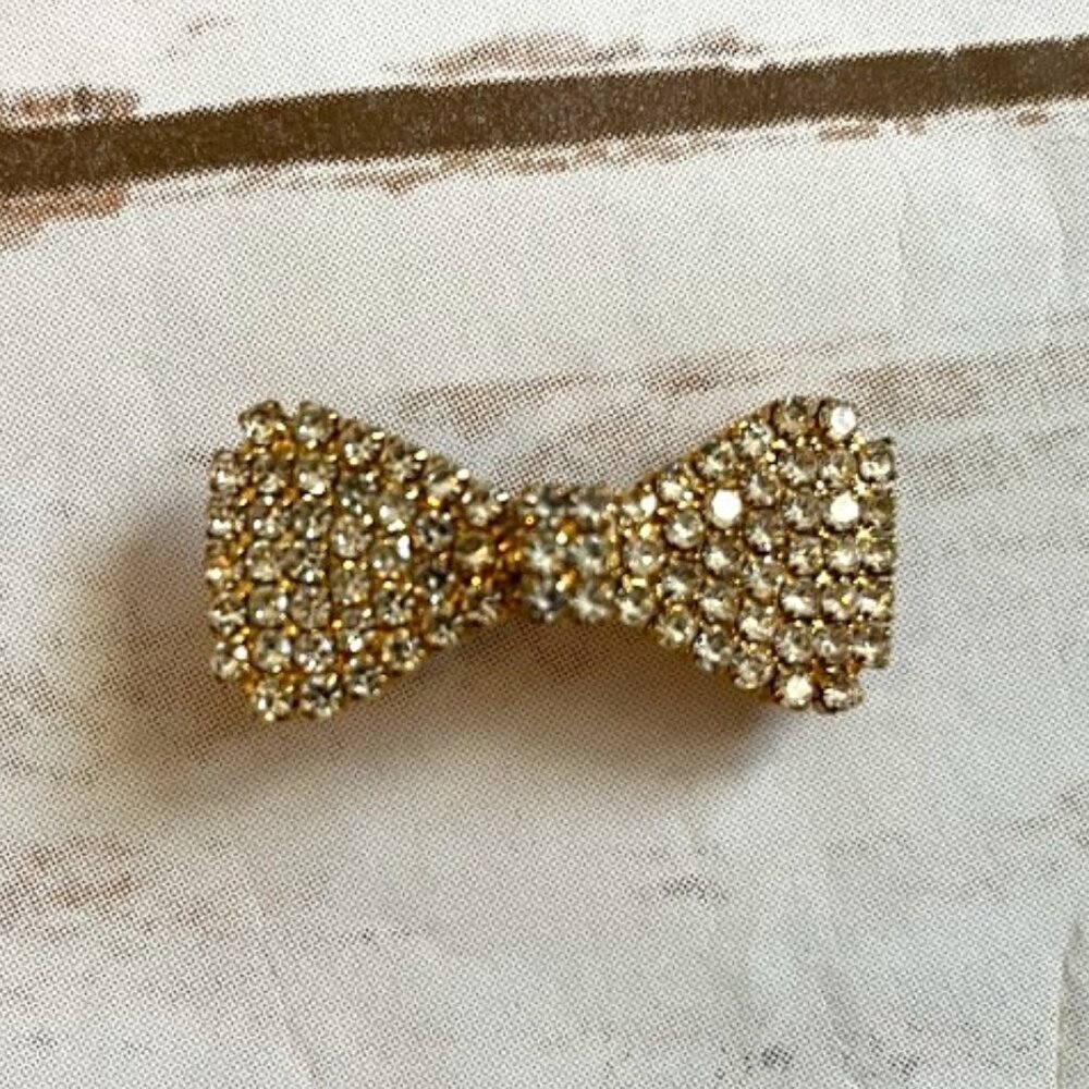 NWOT Gold and Jeweled Infant Hairclip